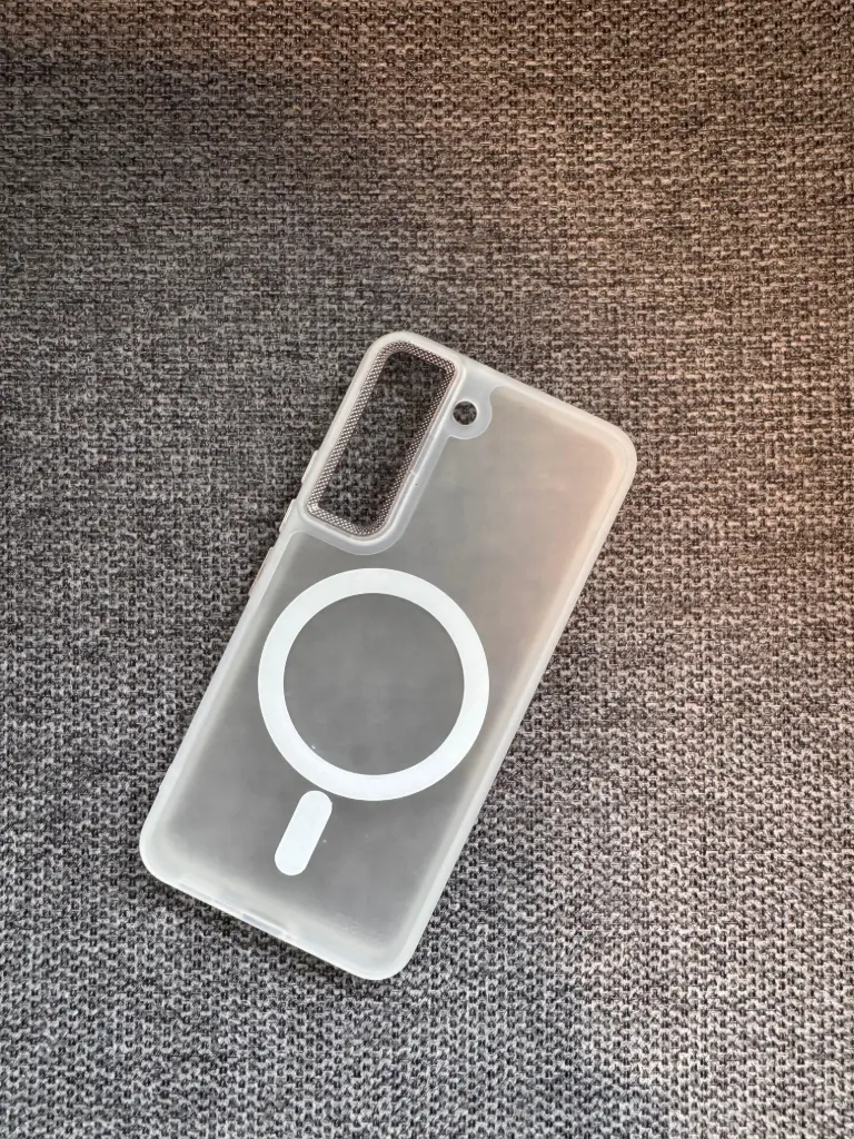 Magnetische Schutzhülle für Samsung S22 – Weiß