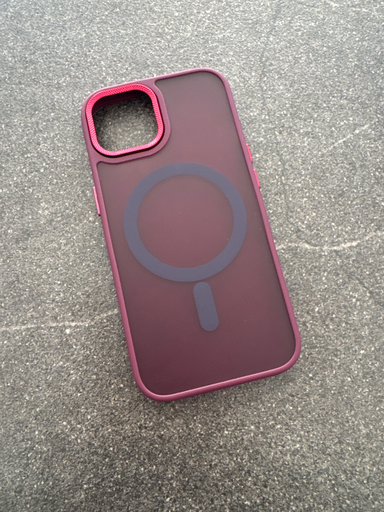 Hülle Apple iPhone 15 Lila/Magnetisch